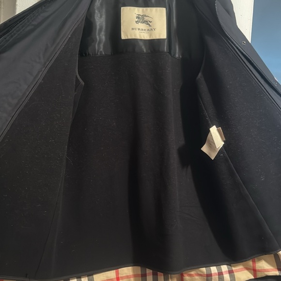 Burberry Women’s Raincoat Size 4 - Picture 6 of 12